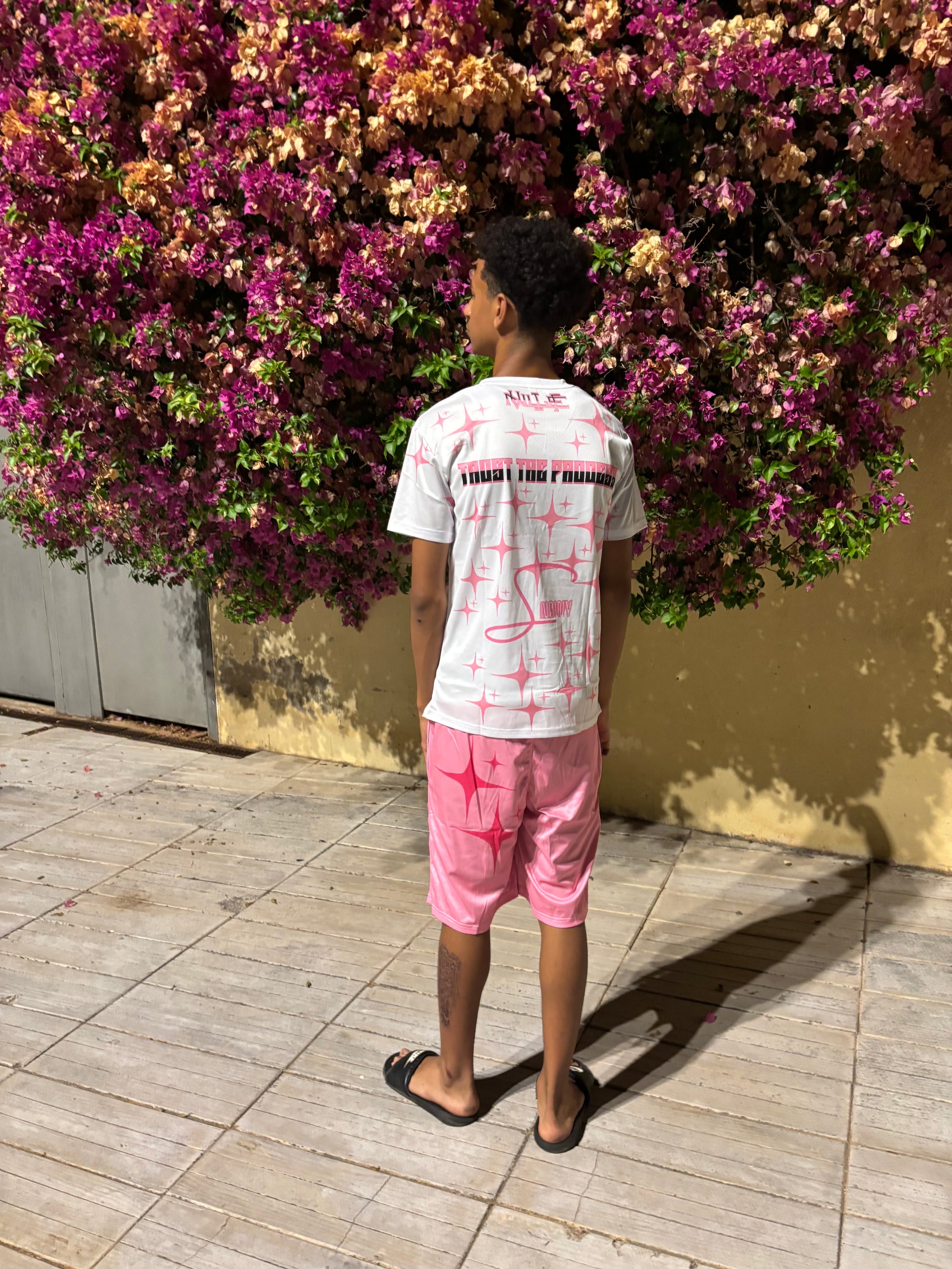 Conjunto blanco rosa